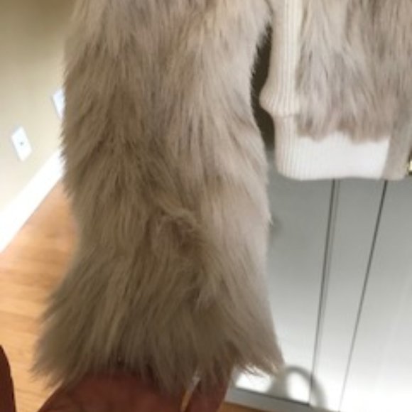 Guess Faux Fur High Pop CollarJacket - Picture 6 of 14